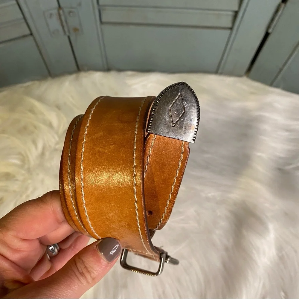 Vintage United Colors of Benetton Tan Leather Belt With Silver Buckle Medium
